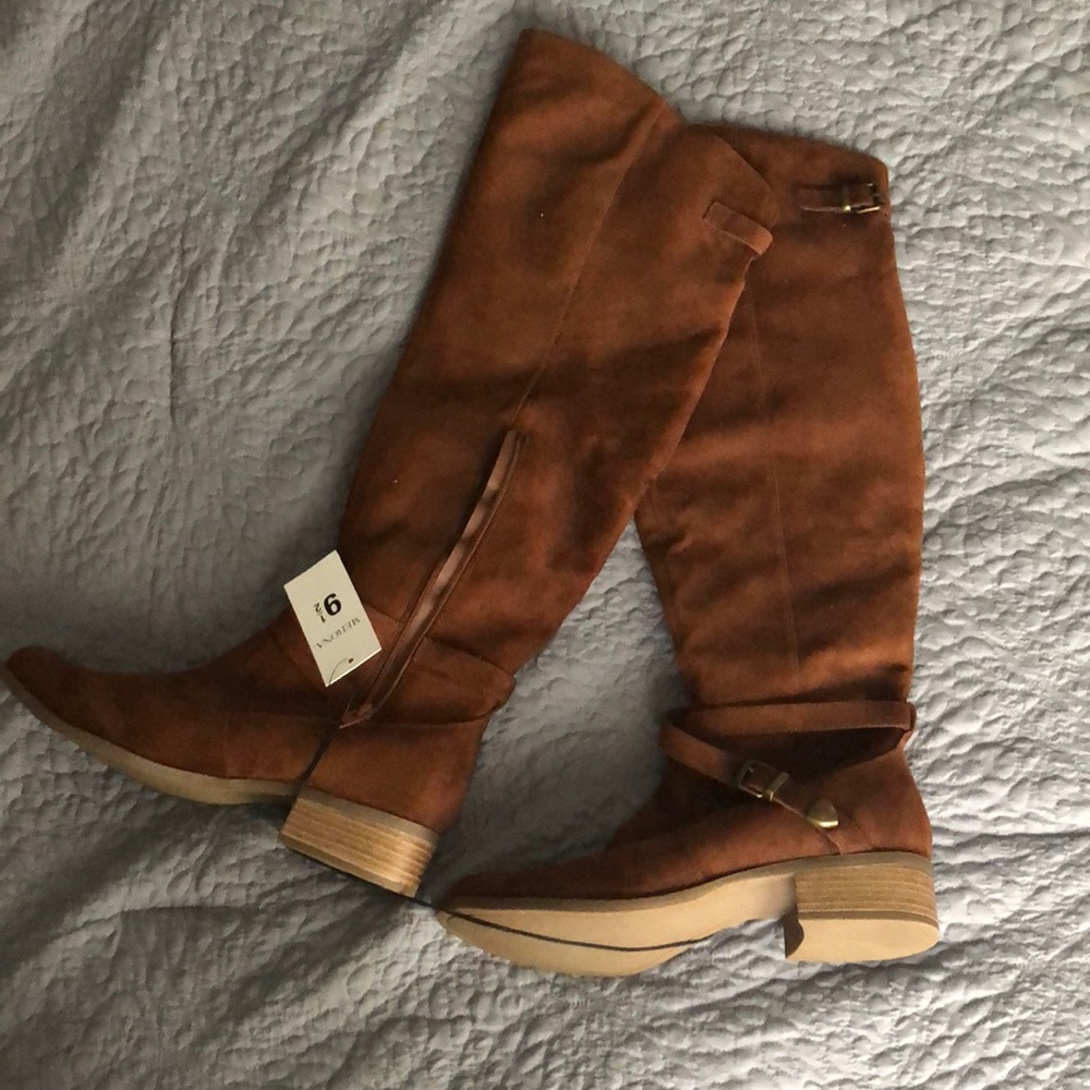 Knee high merona boots 91/2
